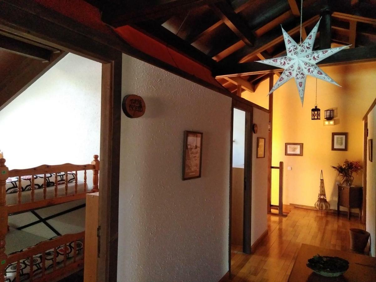 Хостел Refugio La Ardilla Real Посада-де-Вальдеон Екстер'єр фото